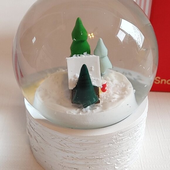 2022 Tim Hortons Snow Globe BNIP - Picture 5 of 11